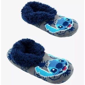DISNEY LILO & STITCH Stitch SLIPPER SOCKS! Cozy Knit Sherpa Aloha Surfboards NWT
